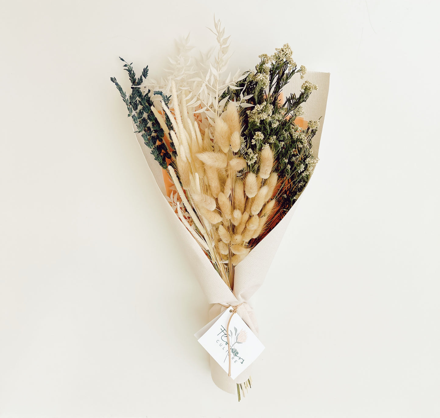 dried florals bouquets neutral colors